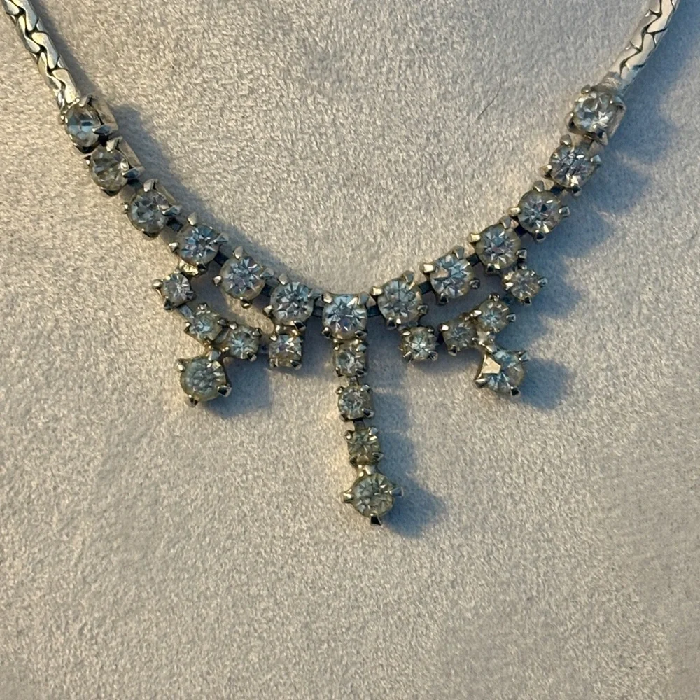 Mid-Century Rhinestone Fringe Necklace | 1950s Unsigned Vintage Silver Tone - Picture 2 of 4